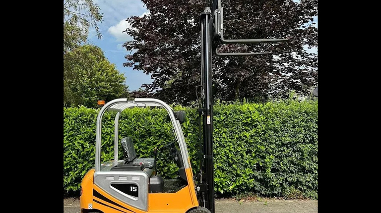 Yuli CPD 15 Gabelstapler 1,5 Tonnen, ab 210 € pro Monat.